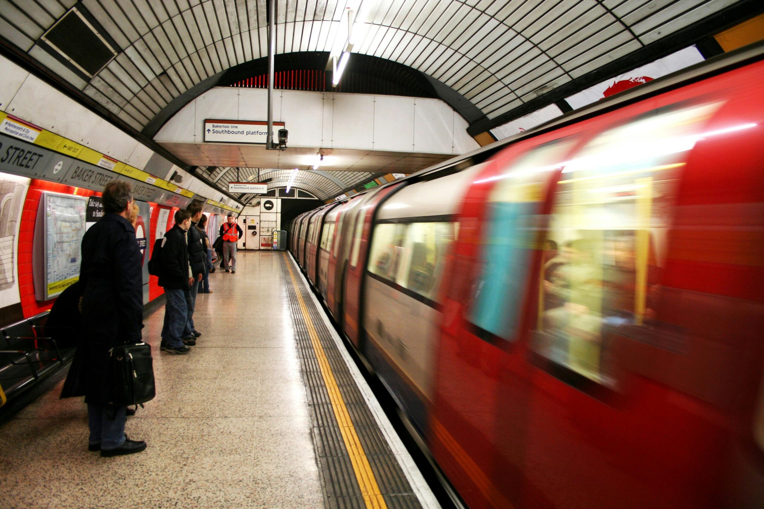 Oyster Card: como aproveitar o cartão de transporte de Londres para vi…